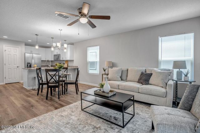 9042 EATON Avenue, Jacksonville, FL 32211