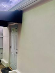 7901 SW 26th St 1, Miami, FL 33155