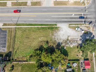 680 E Pierson Road, Flint, MI 48505