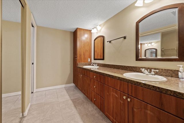1801 E LAKE ROAD 2D, Palm Harbor, FL 34685