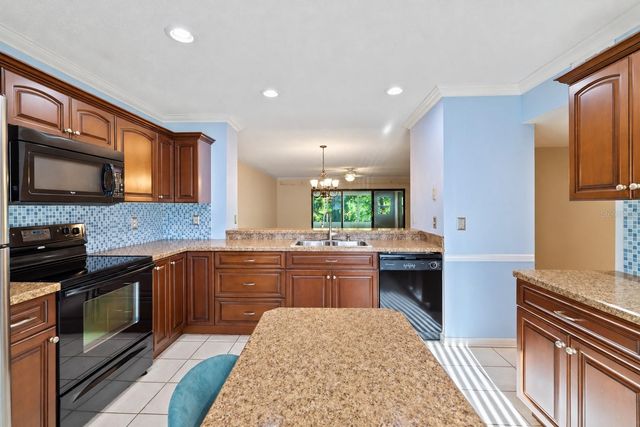 1801 E LAKE ROAD 2D, Palm Harbor, FL 34685