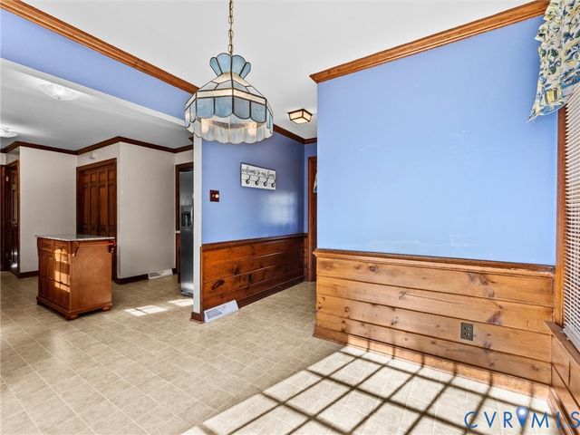 4701 Black Oak Rd, North Chesterfield, VA 23237