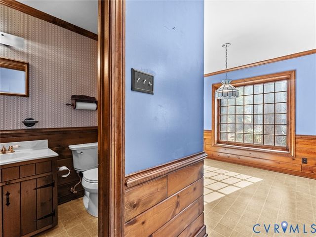 4701 Black Oak Rd, North Chesterfield, VA 23237