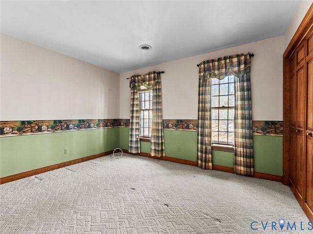 4701 Black Oak Rd, North Chesterfield, VA 23237