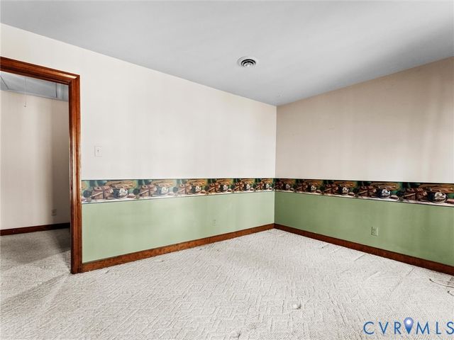 4701 Black Oak Rd, North Chesterfield, VA 23237