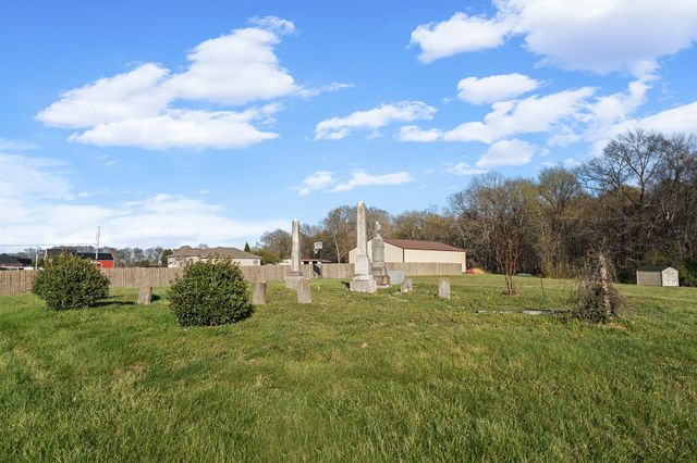 4761 Guthrie Hwy, Clarksville, TN 37040