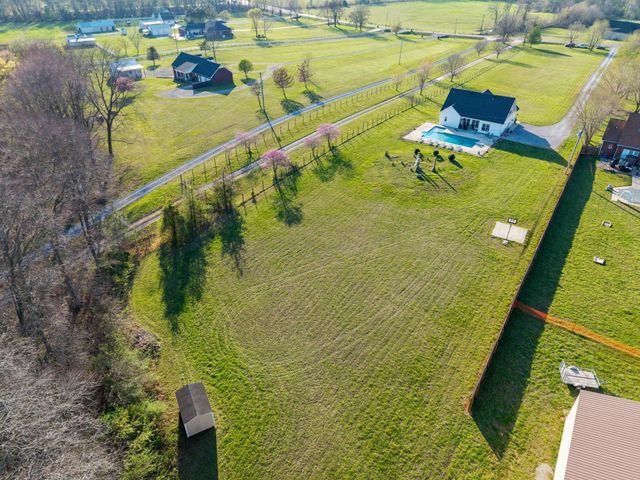 4761 Guthrie Hwy, Clarksville, TN 37040