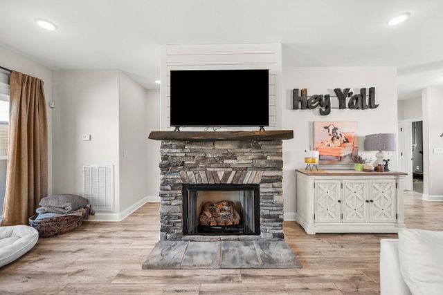 4761 Guthrie Hwy, Clarksville, TN 37040