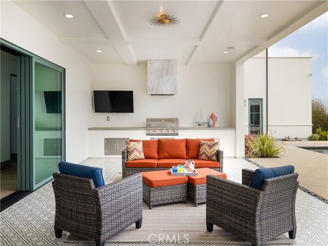 32009 Cape Point Drive, Rancho Palos Verdes, CA 90275