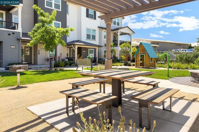 1441 Julia Ln, Concord, CA 94519