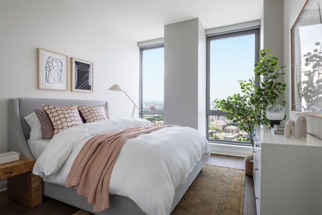 164 N Peoria Street 3002, Chicago, IL 60607