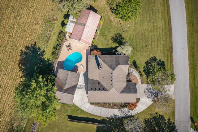 3582 S Pointe Rd, Cookeville, TN 38506