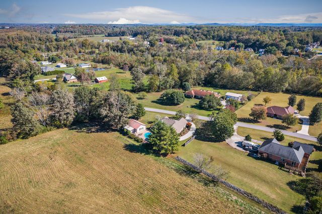 3582 S Pointe Rd, Cookeville, TN 38506