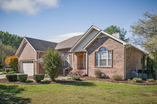 3582 S Pointe Rd, Cookeville, TN 38506