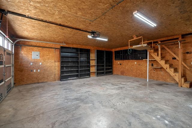 3582 S Pointe Rd, Cookeville, TN 38506