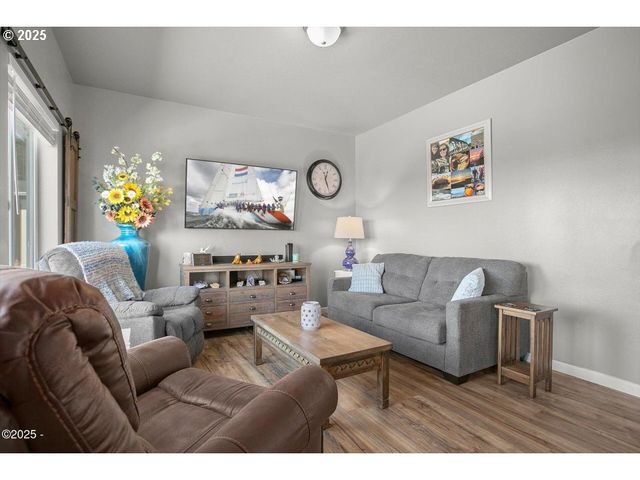 4119 Se KEEL Way, Lincoln City, OR 97367