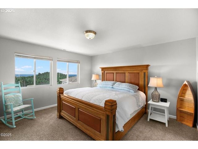 4119 Se KEEL Way, Lincoln City, OR 97367