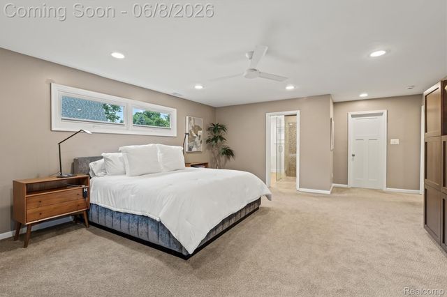 3885 Oakland Drive, Bloomfield Hills, MI 48301