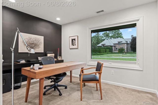 3885 Oakland Drive, Bloomfield Hills, MI 48301