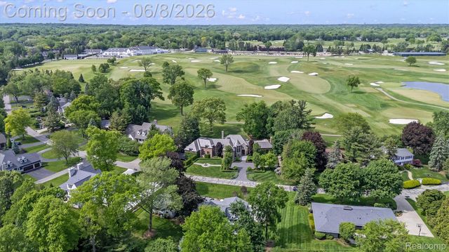 3885 Oakland Drive, Bloomfield Hills, MI 48301