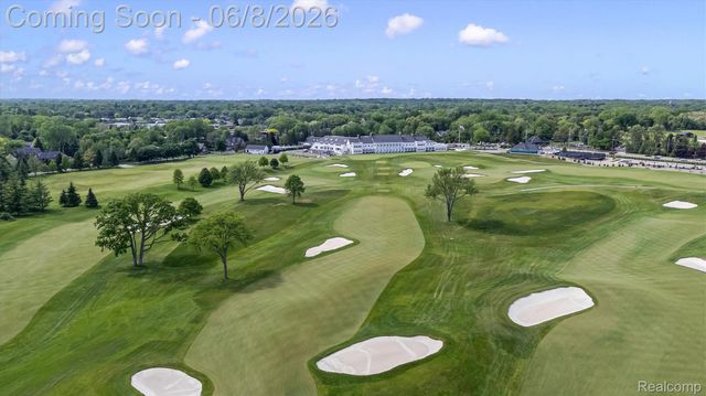 3885 Oakland Drive, Bloomfield Hills, MI 48301
