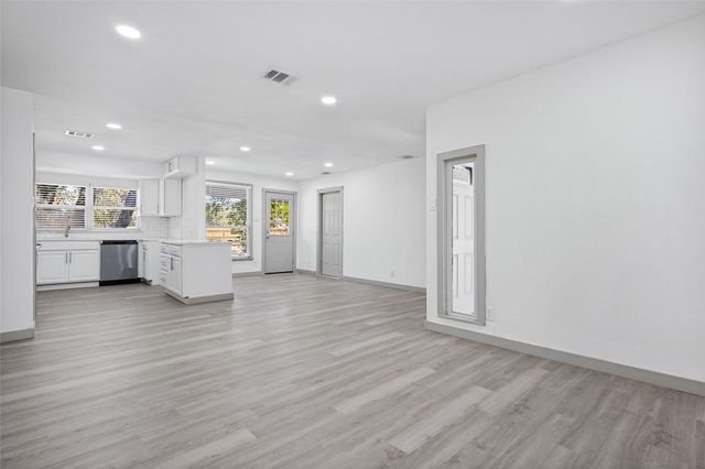 3411 Ashcroft Court, Irving, TX 75062