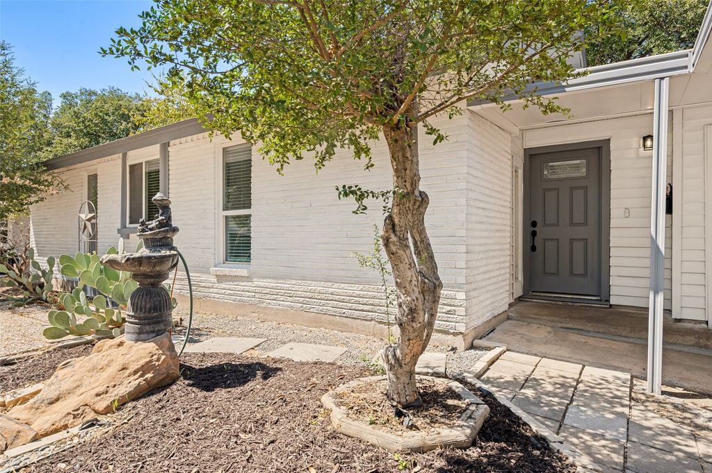 3411 Ashcroft Court, Irving, TX 75062 — photo 3