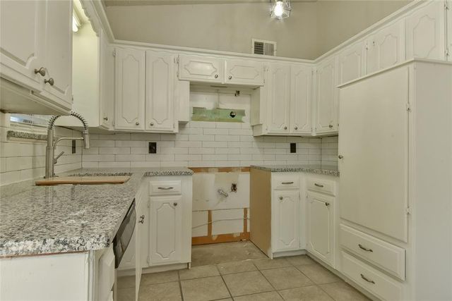 1341 SW 61st Terrace, Oklahoma City, OK 73159
