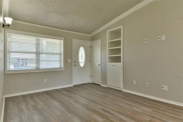 1341 SW 61st Terrace, Oklahoma City, OK 73159
