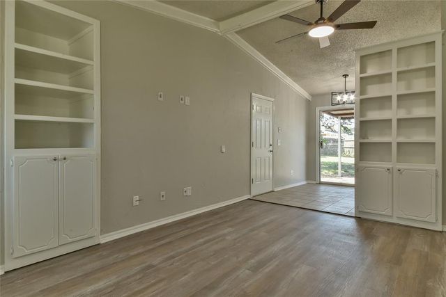 1341 SW 61st Terrace, Oklahoma City, OK 73159