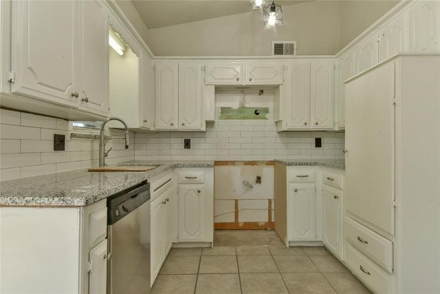 1341 SW 61st Terrace, Oklahoma City, OK 73159