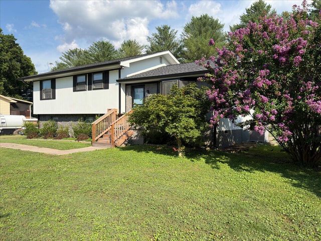 7327 Sterling Road, Hixson, TN 37343