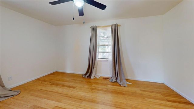 7327 Sterling Road, Hixson, TN 37343