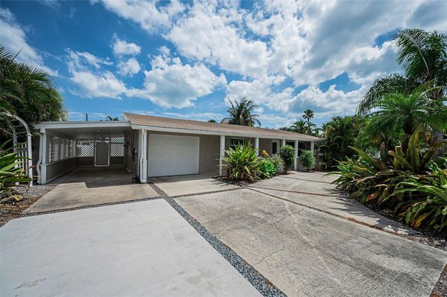 7691 COQUINA WAY, St Pete Beach, FL 33706