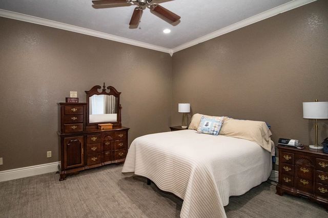 114 W Woodland Ct, Mulvane, KS 67110