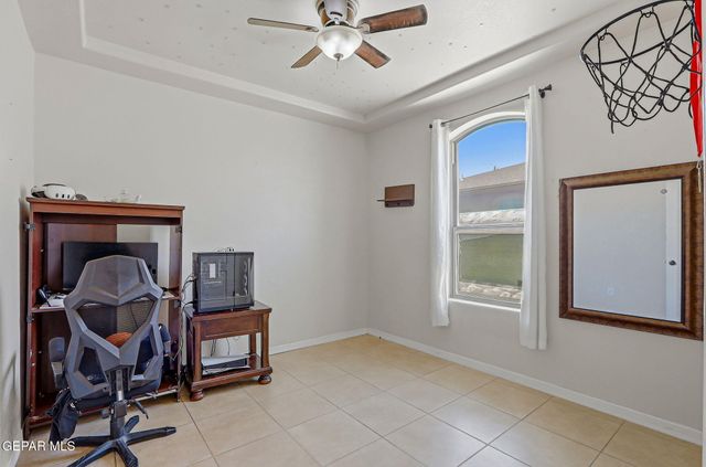 521 EL CERRO Drive, Sunland Park, NM 88063