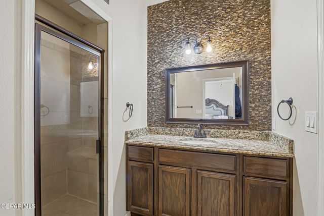 521 EL CERRO Drive, Sunland Park, NM 88063