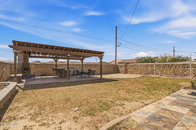 521 EL CERRO Drive, Sunland Park, NM 88063