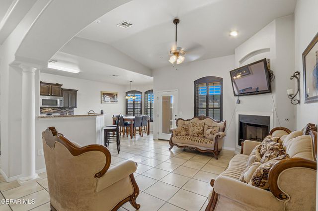 521 EL CERRO Drive, Sunland Park, NM 88063