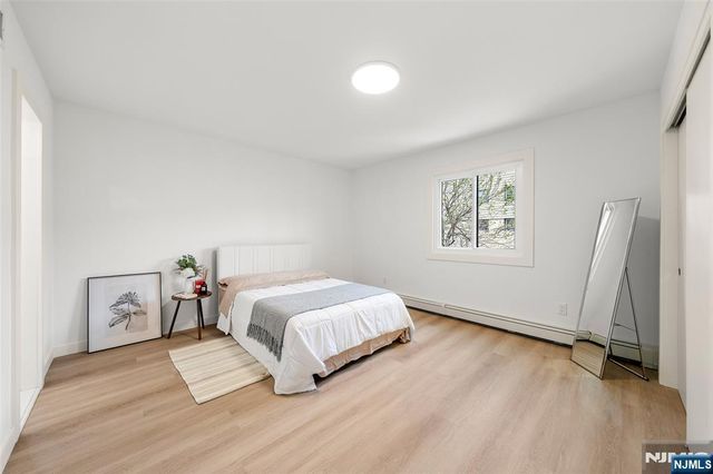 220 8th Street, Palisades Park, NJ 07650