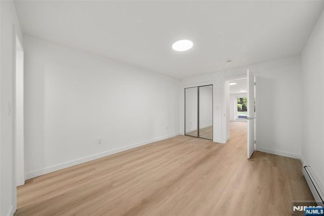 220 8th Street, Palisades Park, NJ 07650