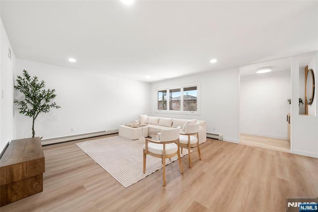 220 8th Street, Palisades Park, NJ 07650