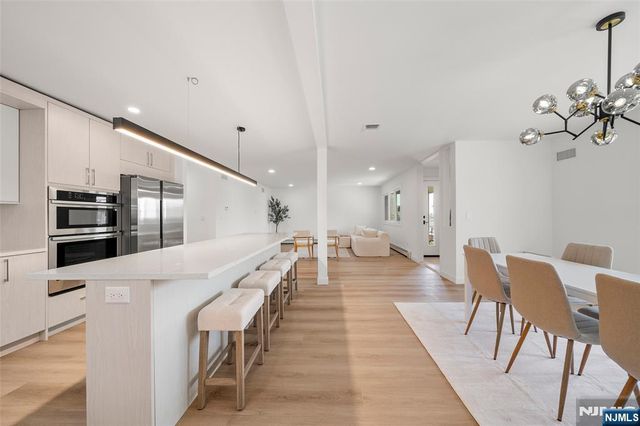 220 8th Street, Palisades Park, NJ 07650