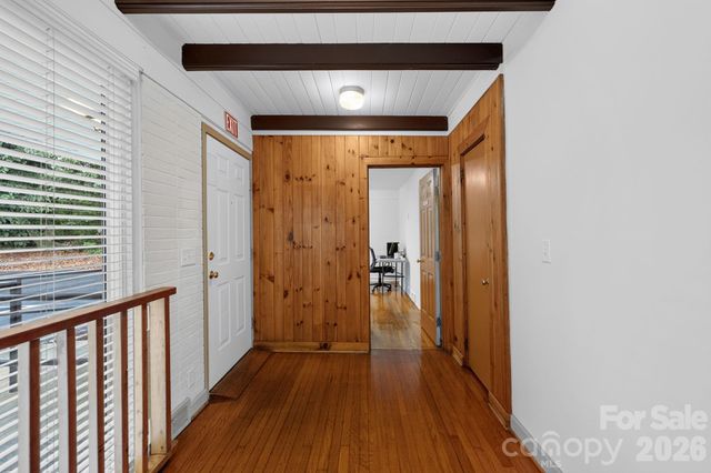4295 Brevard Road, Horse Shoe, NC 28742