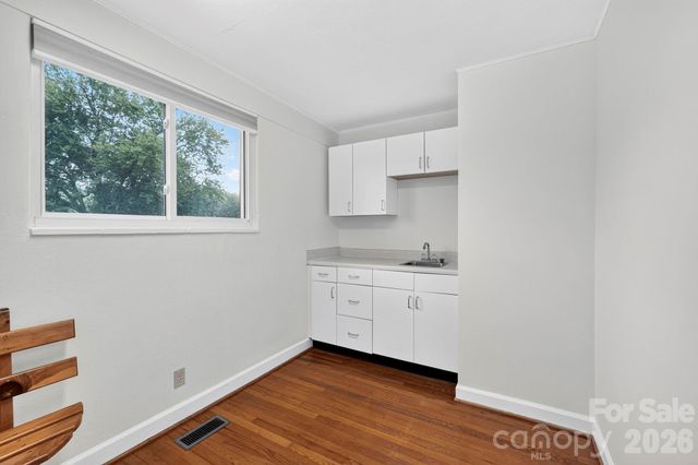 4295 Brevard Road, Horse Shoe, NC 28742