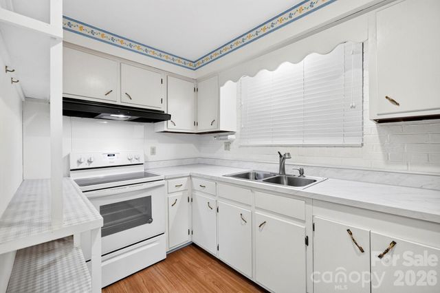 4295 Brevard Road, Horse Shoe, NC 28742