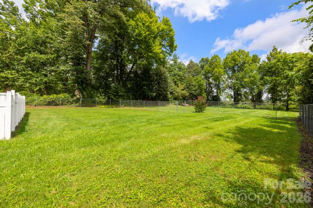 4295 Brevard Road, Horse Shoe, NC 28742