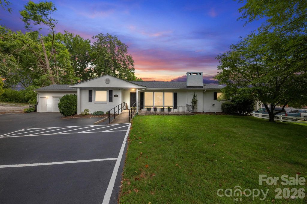4295 Brevard Road, Horse Shoe, NC 28742