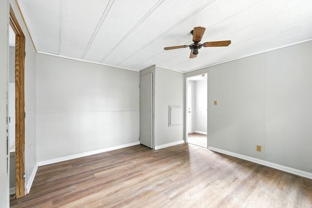 7 Nelligan, Chicopee, MA 01020