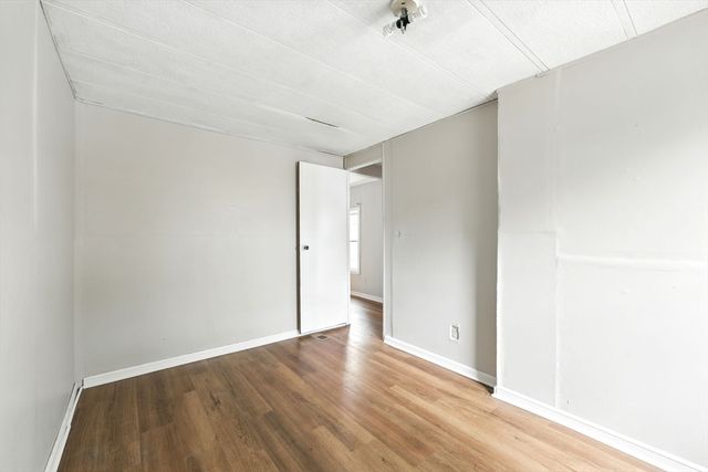 7 Nelligan, Chicopee, MA 01020